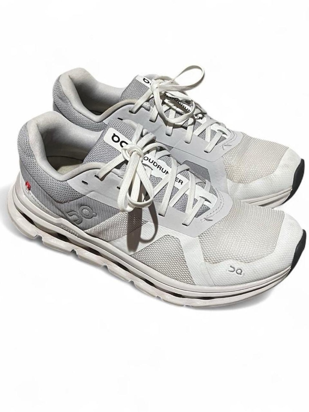 On Cloudrunner White Frost Cloudtec Running Shoes (46.99015) Women's Size 7